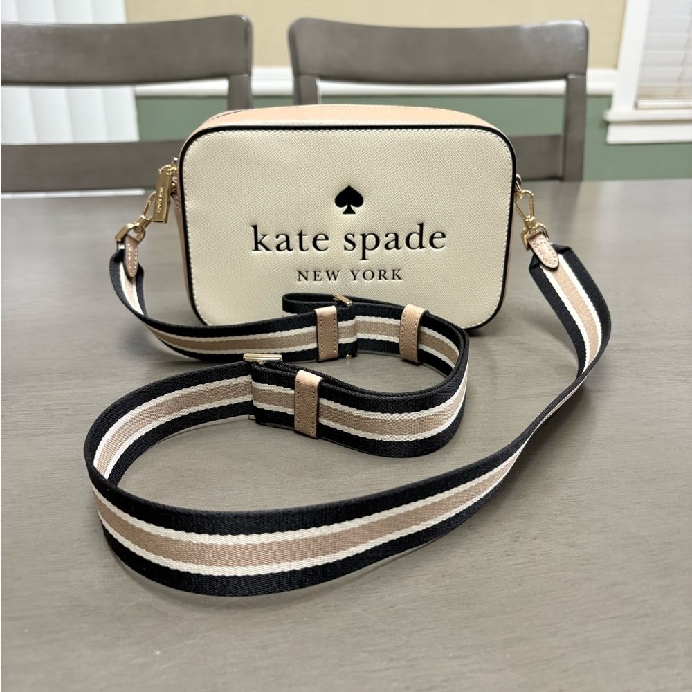 Kate Spade Oh Snap Camera Bag